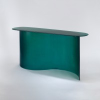 <a href="https://www.galeriegosserez.com/artistes/cober-lukas.html">Lukas Cober</a> - New Wave | Glazed - Console